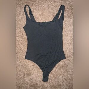 NWT SKIMS body suit, women’s XL